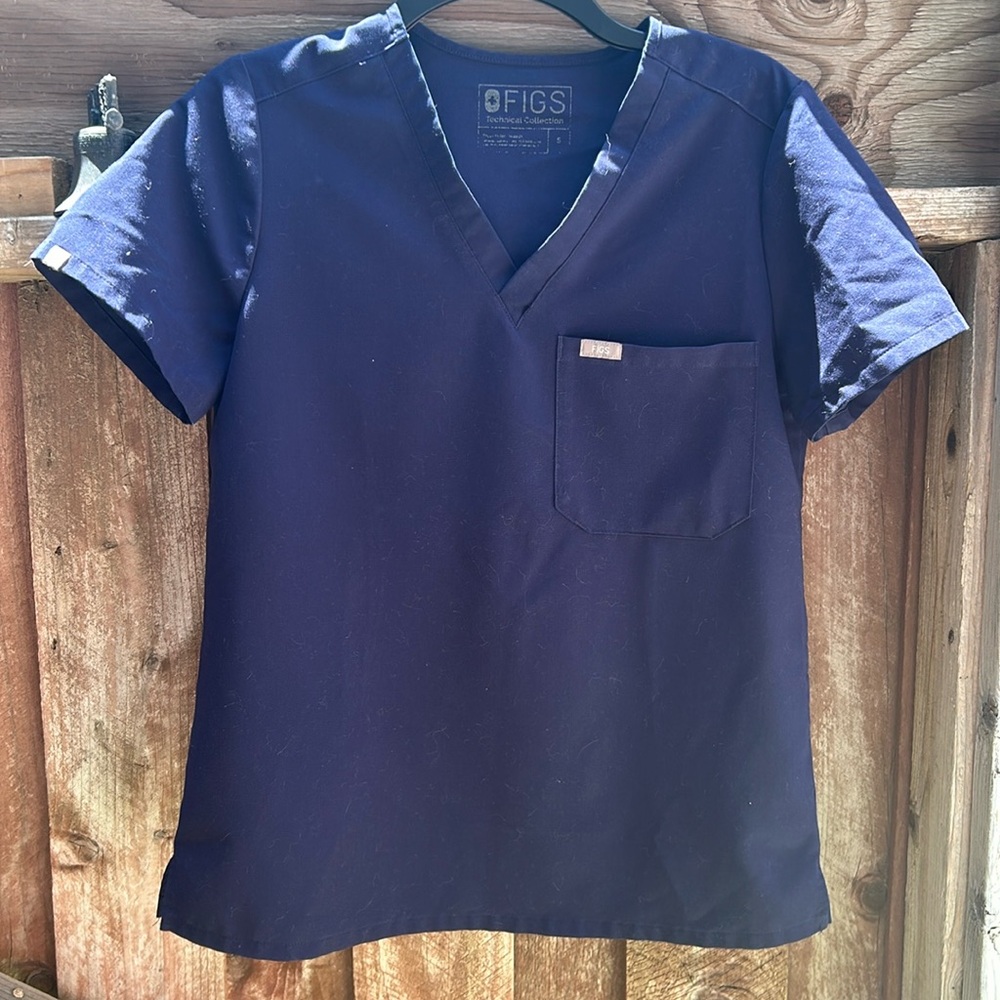 Catarina Figs scrub top size small